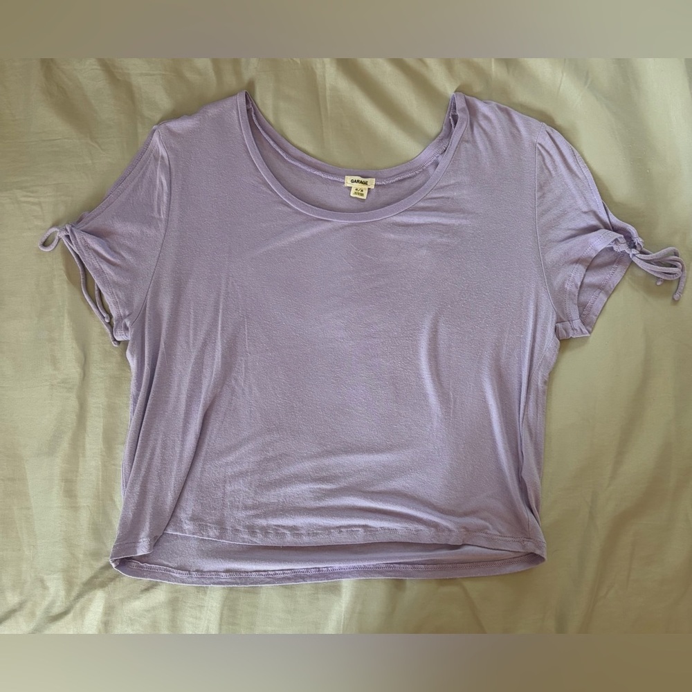Garage Light Lavender Short Sleeve Scoop Neck Tee